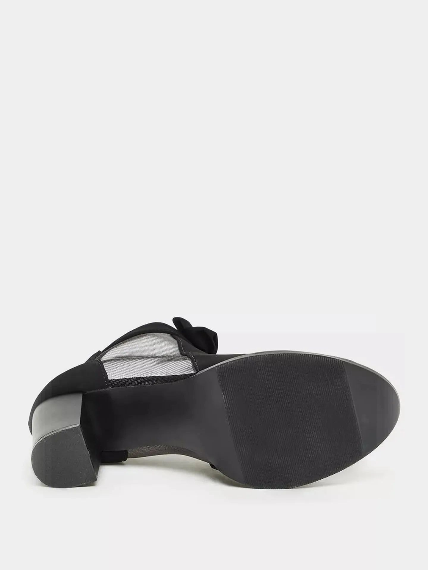 Chic Heels with a Stylish Bow