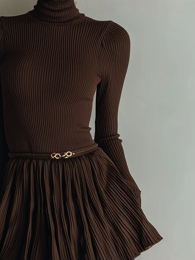Chic Brown Textured Bodycon Mini Dress