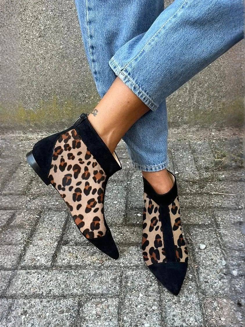 Urban Chic Wild Style Sweater