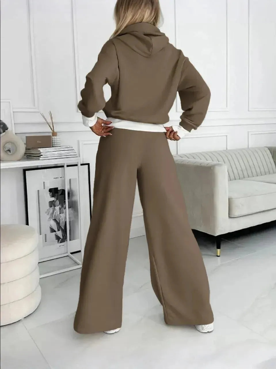 NORA | Stylish Monochrome Outfit