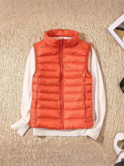 Lightweight Sleeveless Down Jacket with Pleated Design