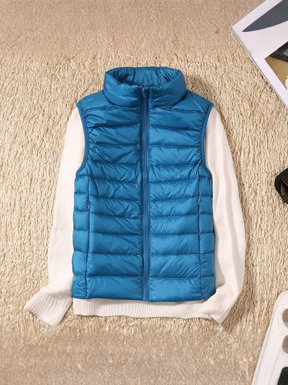Lightweight Sleeveless Down Jacket with Pleated Design