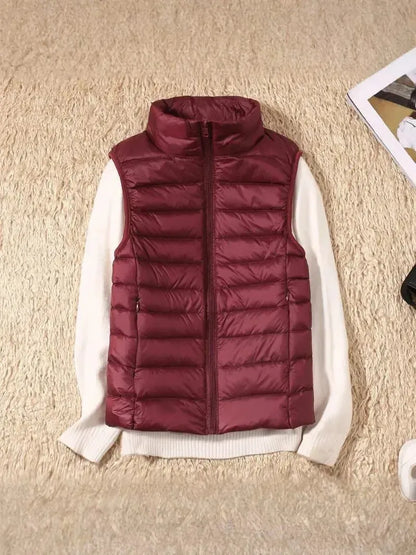 Lightweight Sleeveless Down Jacket with Pleated Design