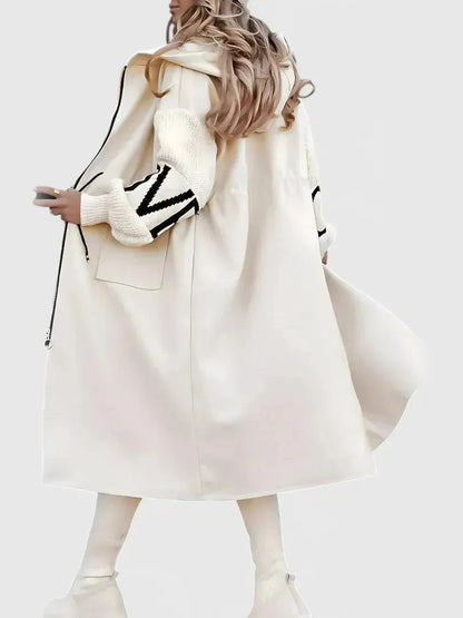 VAYE | Stylish and Versatile Hooded Coat