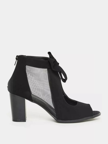 Chic Heels with a Stylish Bow