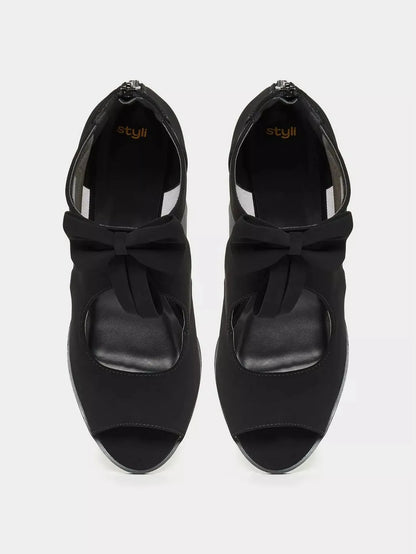 Chic Heels with a Stylish Bow