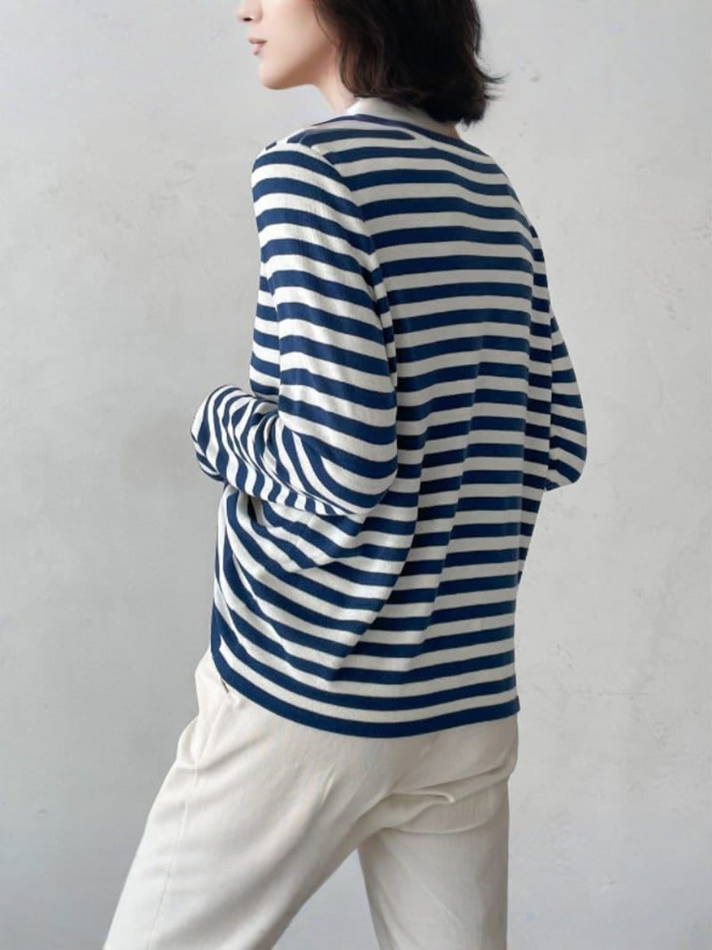 GRACE | Stylish & Ultra-Soft Striped Top