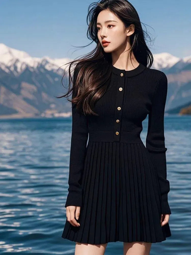 Chic Black Hooded Dress – Perfect for Vacations and Casual Outings