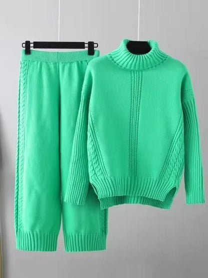 SCARLETT | Turtleneck Sweater and Pants Set