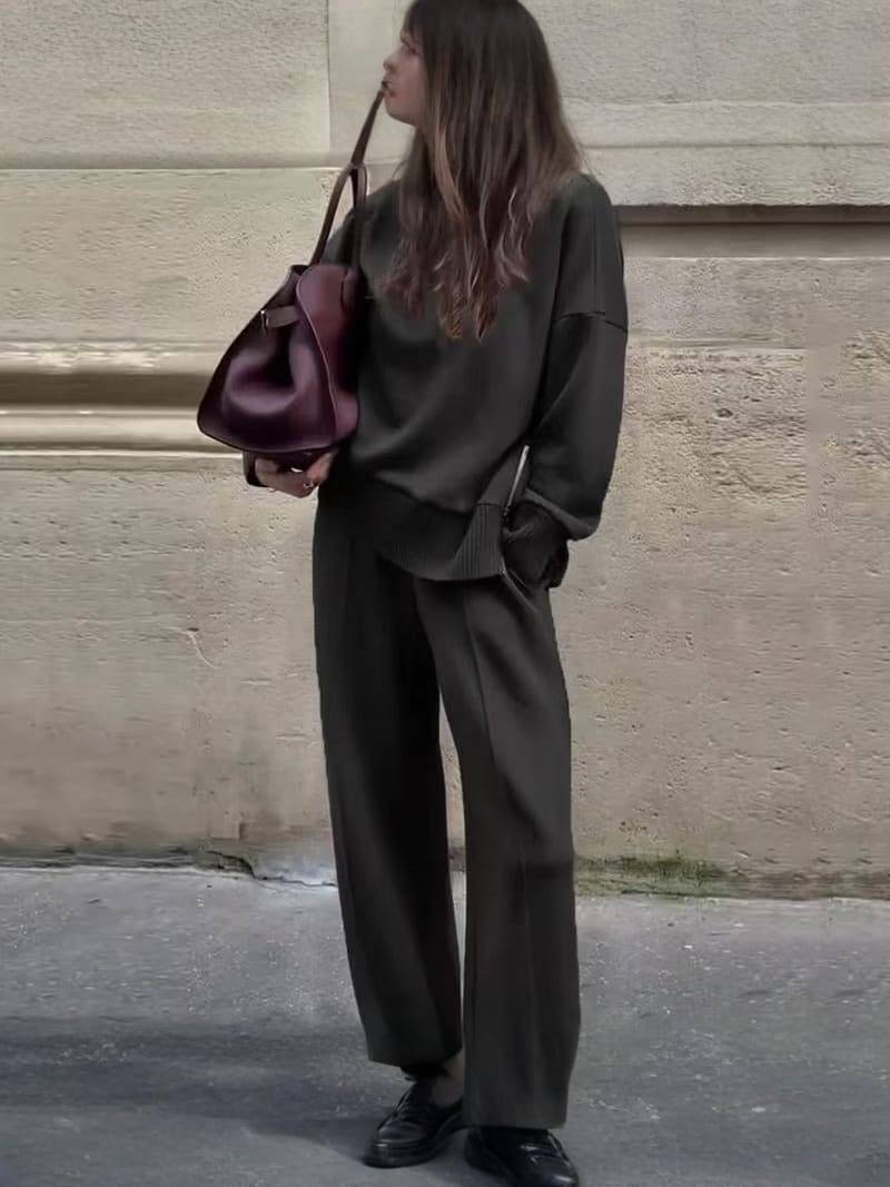 SELENE | Chic Autumn-Winter Casual Outfit