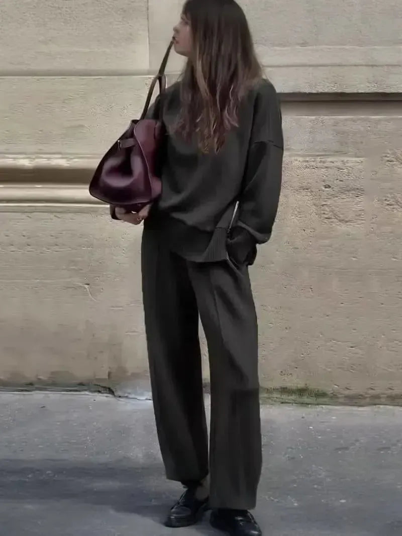 Chic Autumn-Winter Casual Outfit