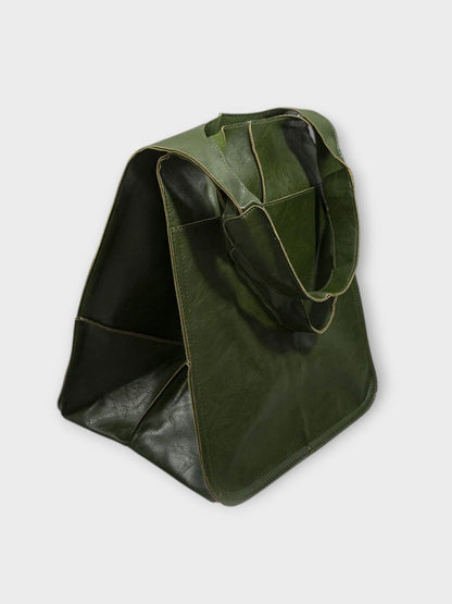 Spacious Weekend Travel Bag