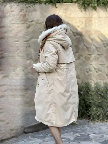 Stylish Winter Parka with Removable Lining and Luxe Hood